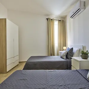  Appartement Bastions Seaview And Duplex Penthouse In By Shortletsmalta Malte