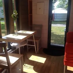  Hébergement de vacances Village Insolite Tiny France